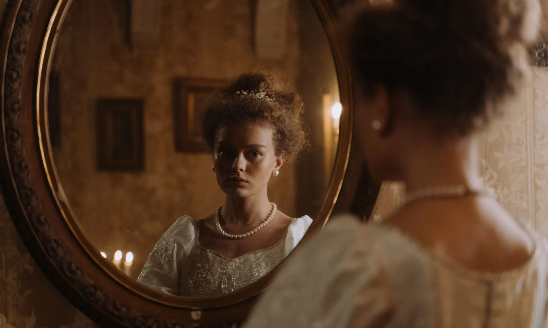 a fictional representation of Edna from The Awakening by Kate Chopin