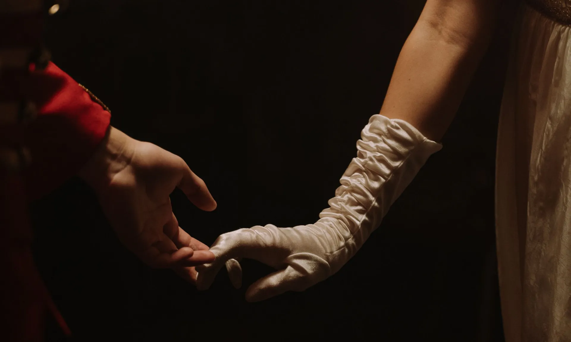 the visual representation of longing experienced by a woman
